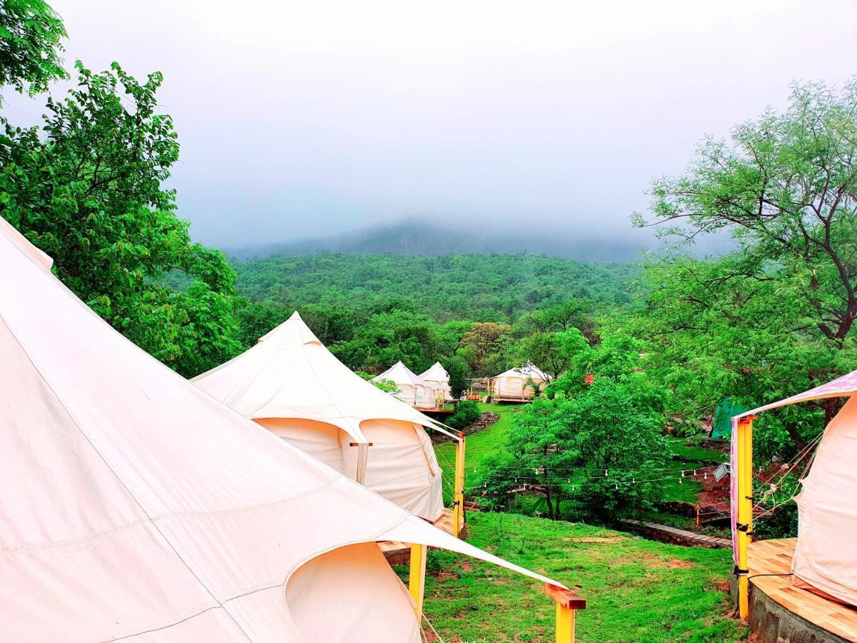 The Lotus Resort Lonavala Exteriör bild